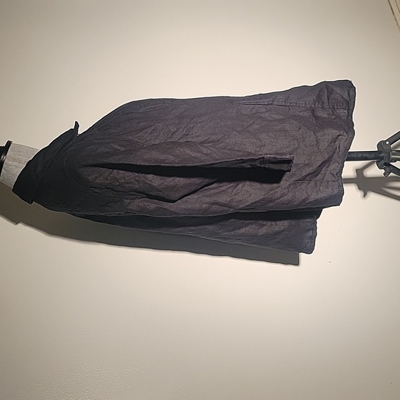 Lucy & Laurel Black 100% Linen Snap Down Blouse, Size: 1X - Picture 7 of 9